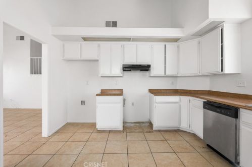 44920 Calston Ave, Lancaster CA  93535-1105 exterior