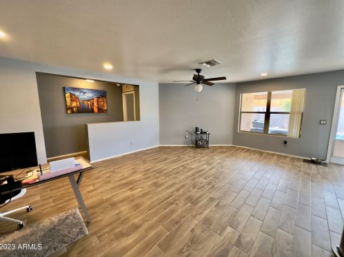 15677 Caribbean Ln, Sun City AZ  85379-6237 exterior