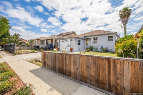 11717 Eucalyptus Ave, Hawthorne, CA 90250-2158