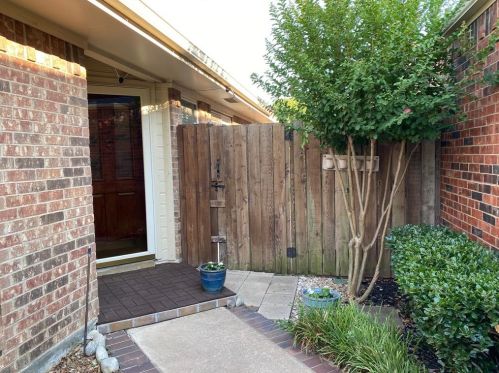928 Golden Grove Dr, Lewisville, TX 75067-6117