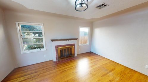702 Coldwell Ave, Modesto, CA 95354-0111