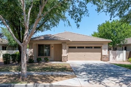 3464 Linda Ln, Gilbert, AZ 85234-4210