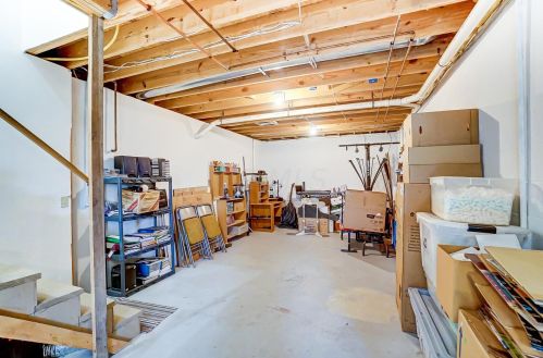 2593 Karok Dr, London OH  43140-9021 exterior