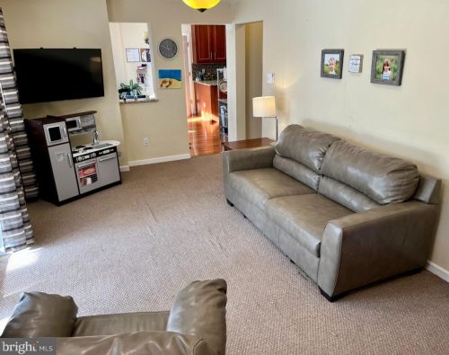 420 Rdg, Miquon PA 19444-2020 exterior