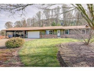 76794 Maple Ln, Westport, OR 97016-2829