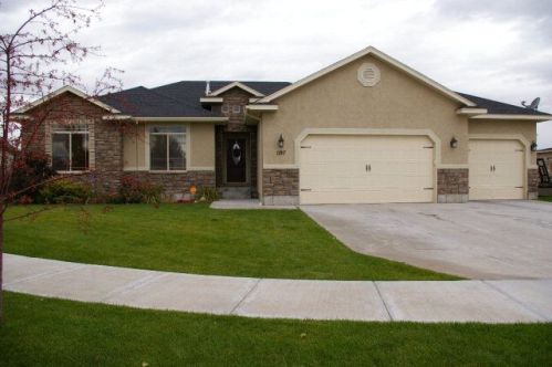 1197 Indian Hollow Dr, Idaho Falls, ID 83401-4987