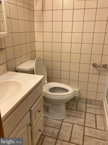 3204 Frankford Ave, Philadelphia PA 19135-1093 exterior