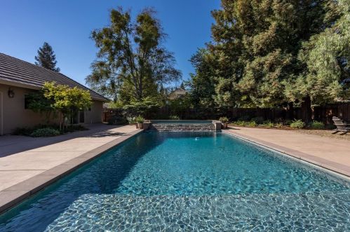 9918 Poppy Hills Dr, Valley Home CA 95361-9617 exterior