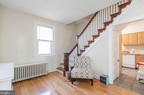 2325 Old Welsh Rd, Willow Grove PA  19090-4623 exterior