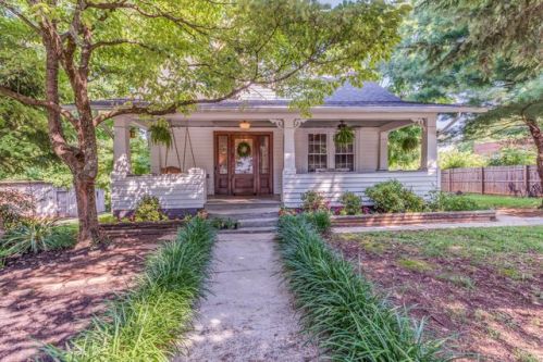 601 Cedar Ln, Knoxville, TN 37912-3606