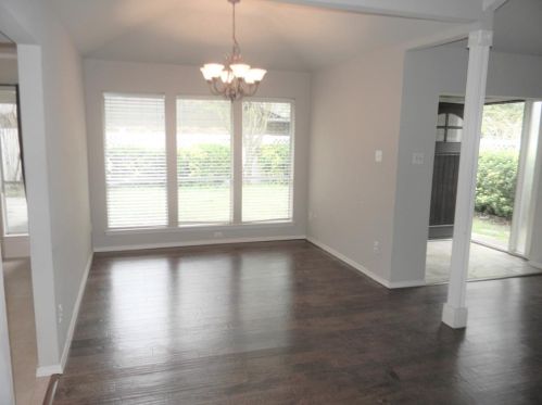3401 Fontaine St, Plano TX  75075-6216 exterior