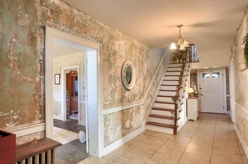 748 Pleasant Valley Rd, South Connellsville, PA 15425-6524