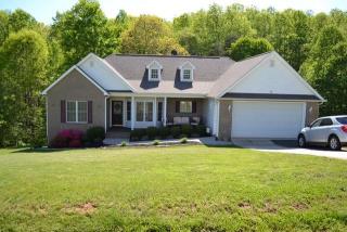 96 Briarwood Ct, Hardy, VA 24101-2830