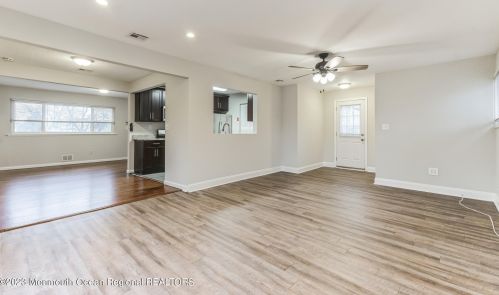 21 Maplewood Dr, Bricktown NJ  08723-3353 exterior