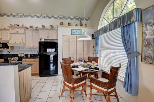 9581 Tavernier Dr, Boca Raton FL  33496-2105 exterior