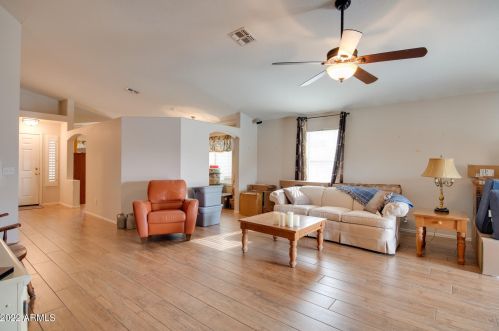 24614 37th Ln, Glendale AZ  85310-3368 exterior