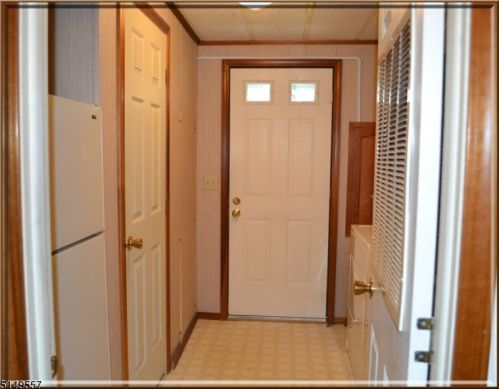 14 Caroline Dr, Belvidere NJ  07823-2849 exterior