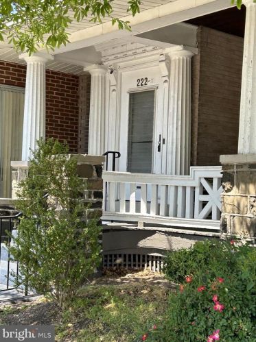 220 Broad St, Lansdale PA  19446-3823 exterior