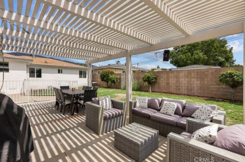 744 Carroll Ave, Glendora CA  91741-3525 exterior