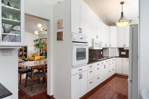 1703 Sunset Dr, La Crosse WI  54601-7028 exterior