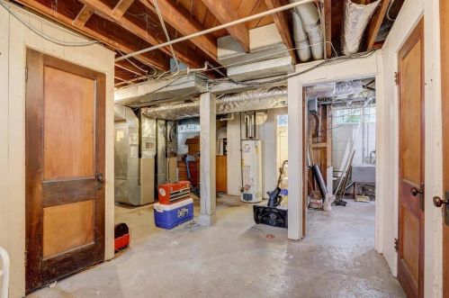 2401 79, Milwaukee WI 53219-1717 exterior