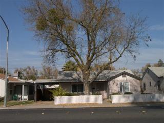 1427 Orangeburg Ave, Modesto CA  95350-3923 exterior