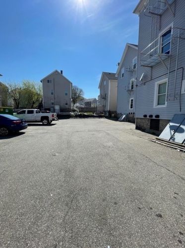 676 Plymouth Ave, Fall River MA  02721-2984 exterior