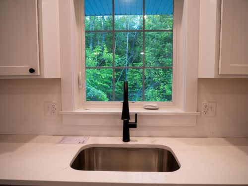 969 Grandview Rd, Albany NH  03818-7125 exterior