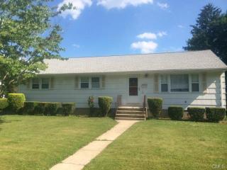 171 Lawrence St, Bridgeport, CT 06604-1209