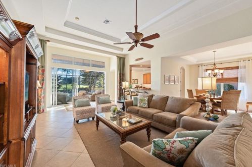 28961 Kiranicola Ct, Bonita Springs, FL 34135-8381