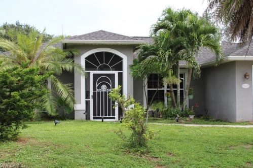 433 Poplar St, Lehigh Acres, FL 33974-0480