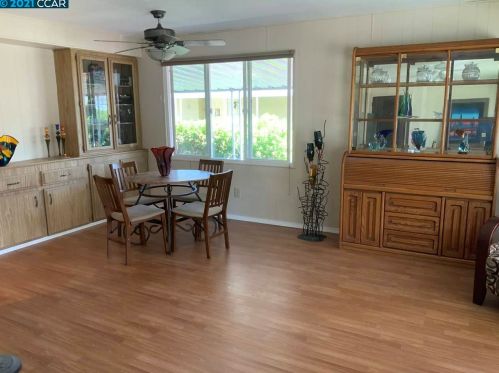 51 Palm Dr, West Pittsburg, CA 94565-5405