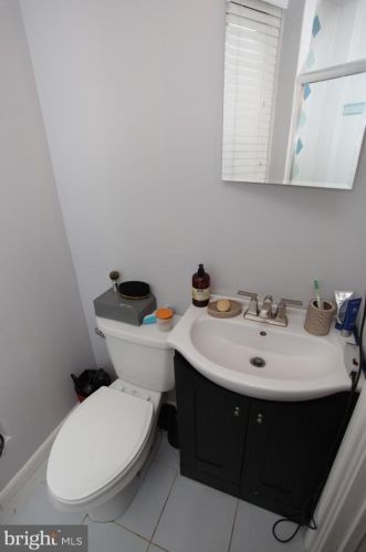 3821 Lancaster Ave, Philadelphia PA 19104-2360 exterior