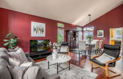 2749 Mira Bella Cir, Morgan Hill CA 95037-7602 exterior