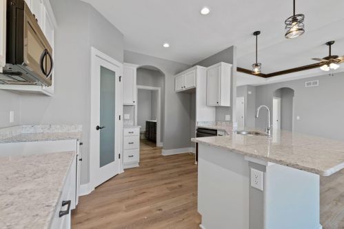 641 Lambert Dr, Slinger, WI 53086-3202