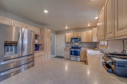 456 Soaring Eagle Dr, Pueblo CO 81007-6056 exterior