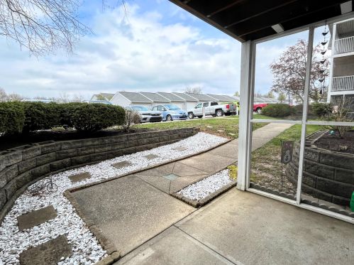 165 Green River Dr, Covington, KY 41018-4077