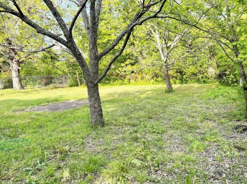 705 Main St, Greenville TX  75401-2027 exterior