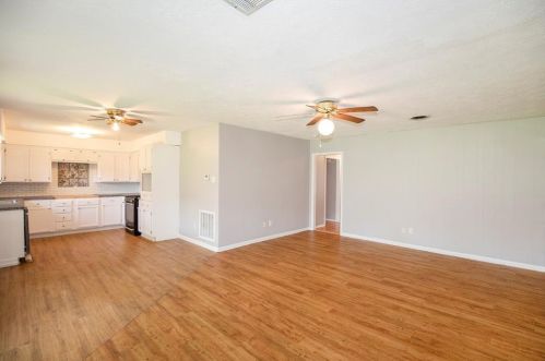 4205 Baron Ln, Deer Park TX  77536-6220 exterior