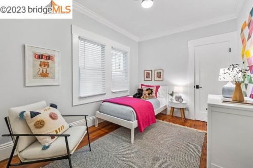 418 45 St, Oakland CA 94609-2135 exterior