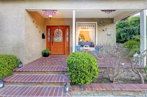 12156 Louise Ave, Lynwood CA  90262-4624 exterior