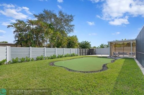 1831 56 Ave, Hollywood FL exterior