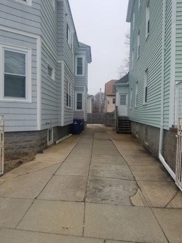 19 Princeton St, New Bedford MA  02745-5361 exterior