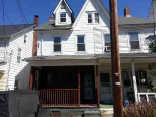 634 Franklin St, Slatington PA  18080-1609 exterior