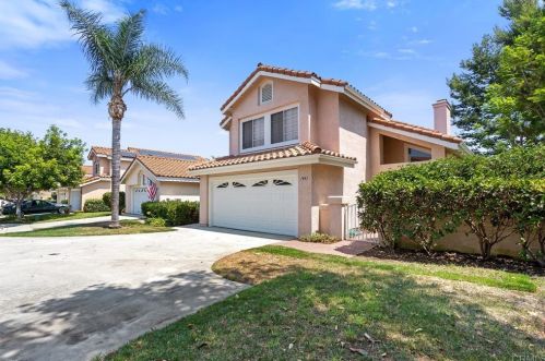 1443 Alga Ct, Vista, CA 92081-5016