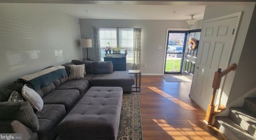 129 Sandpiper Ct, Gilbertsville, PA 19525-8118
