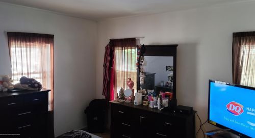 138 Rdg Ave, Tinton Falls NJ 07712-6745 exterior