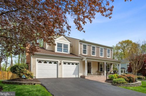 4148 Waynesboro Ct, Woodbridge, VA 22193-5173