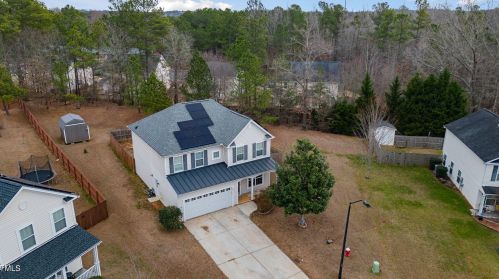 201 Willow Ridge Dr, Sanford NC  27332-8147 exterior