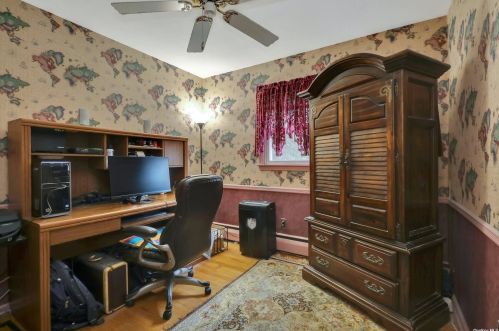 23 Nassau Ave, Babylon NY  11704-2814 exterior